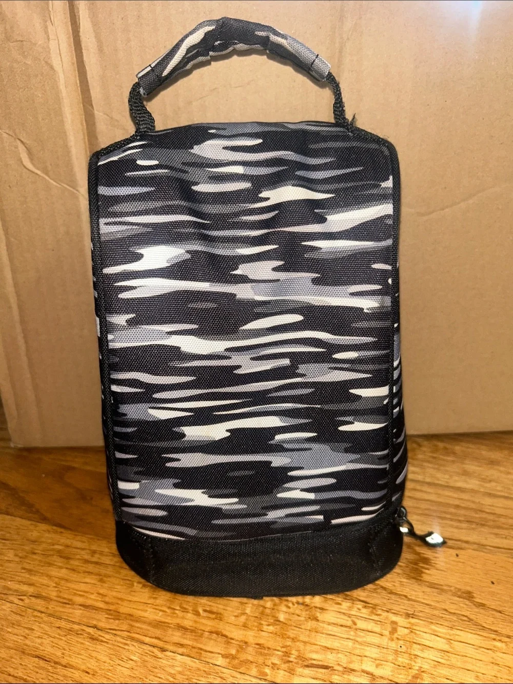 sold Nike Black & Gray Camo Dome Insulated Lunch Bag with White Swoosh
